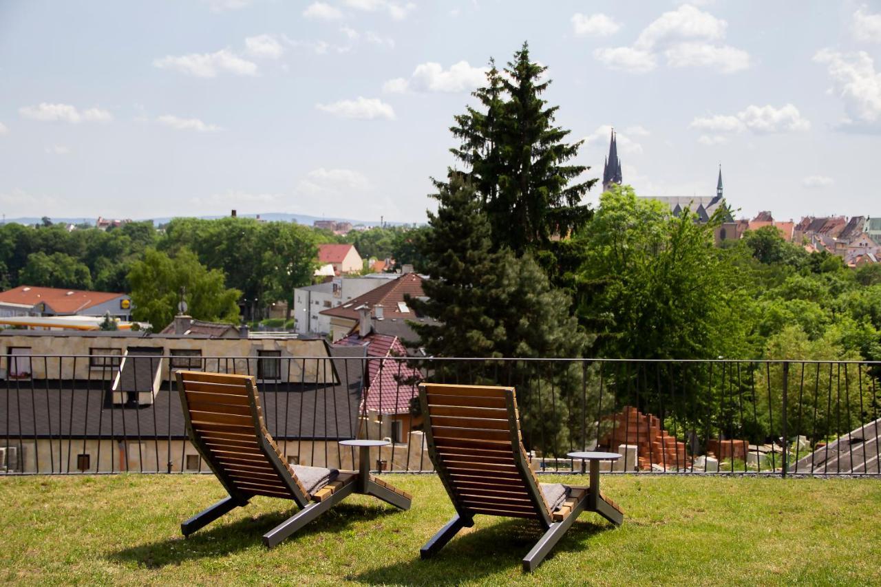 Penzion Cafe Na Svahu Cheb Esterno foto